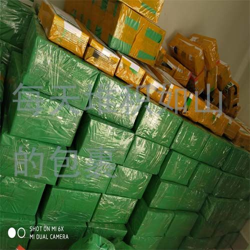 一膠定天下 502強力膠水，快干粘合的精巧之道